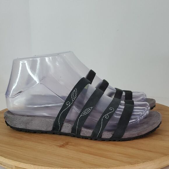 Ahnu Black and Gray Embroidered Strappy Sandals Women's Size 6 - Picture 1 of 6